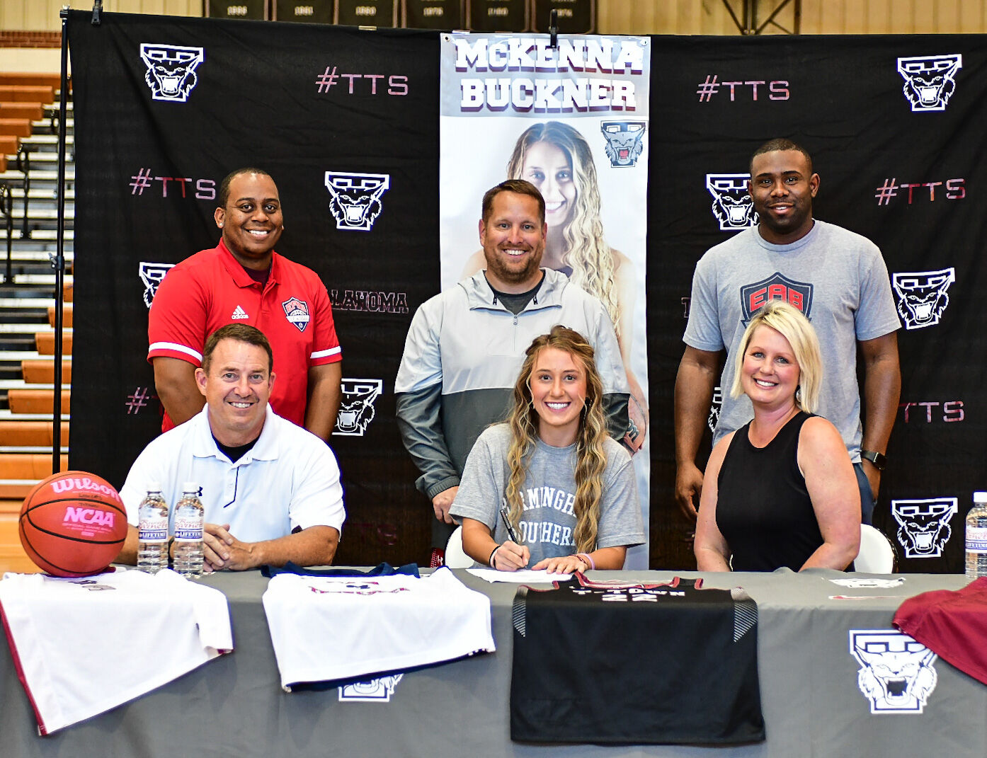 McKenna Buckner signing